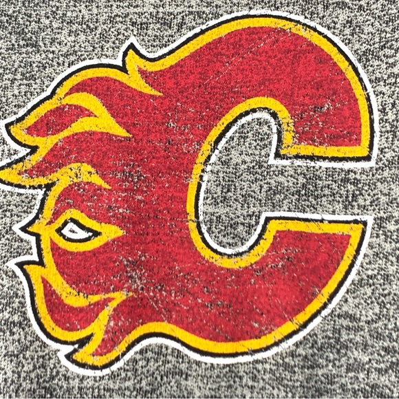 Red Jacket Calgary Flames Long Sleeve Tee in Grey - Picture 7 of 10
